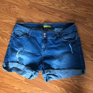 Wanna Betta Butt? Cut off Shorts